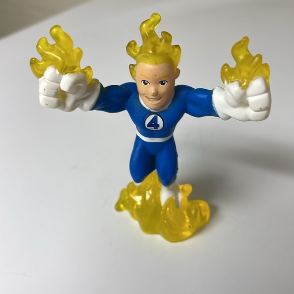 Fantastic Four (Tin) Eye Glasses Case and Super Hero Squad Hasbro figures - Picture 8 of 10